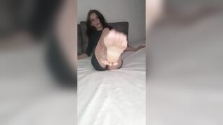 Toes Job and Feet Bondage