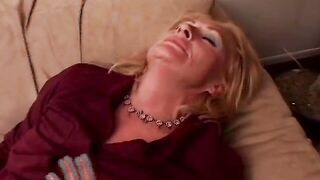 Blonde mom with lesbo niece teaches her how to masturbate