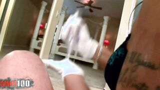Gorgeous Jazmin butt dilatated into a sensual soak erotic game