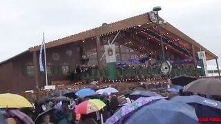 Pornocasting auf dem Oktoberfest mit Franzi - Outdoors blasen mit Spermawalk - Aische Pervers