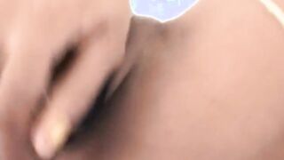 Black 18 yo vibrators her vagina with sex toy