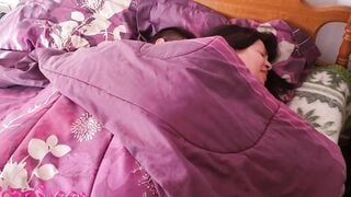 Stepmom shares bed with Hot stepson.. surprise for her