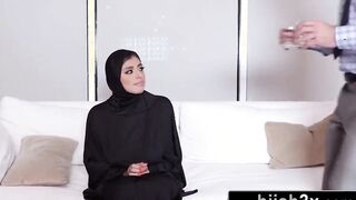 Naturally Big Tit Muslim 18 Yo Banged! By Her 's Employee - Ella Knox