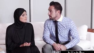Naturally Big Tit Muslim 18 Yo Banged! By Her 's Employee - Ella Knox