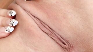 British Hottie Natalia Forrest shows you her favorite vibrator