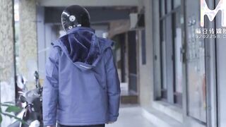 [Domestic] Madou Media Works/MD-0204 Mad Han Deliveryman - Feature Clip - Master Version - 001/ See Free