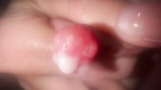 babe Bombshell having fun with titted, delicious breast milk