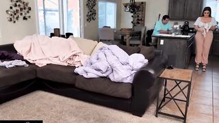 Dad teaches son " How to fucked cougar"