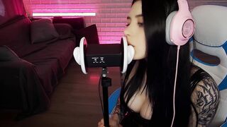 ASMR INCREDIBLE BEAUTY EAR LICKING. HONEY HAZE