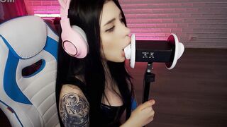ASMR INCREDIBLE BEAUTY EAR LICKING. HONEY HAZE