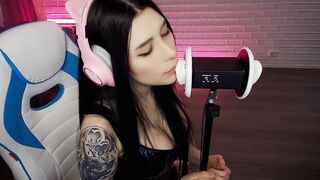 ASMR INCREDIBLE BEAUTY EAR LICKING. HONEY HAZE