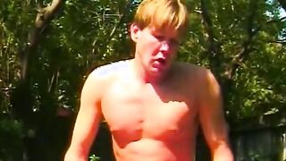 Bae blonde bimbos offer oral sex, takes a rough penis and facial outside