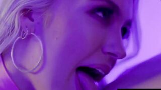 BLACKEDRAW Blonde hotties Jazlyn & Lily share Anton's bbc