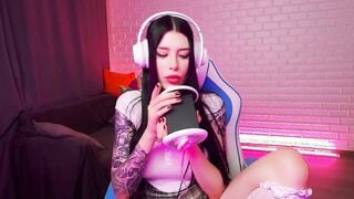 ASMR AMAZING 18 YEAR OLD LICK YOU. HONEY HAZE