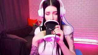 ASMR AMAZING 18 YEAR OLD LICK YOU. HONEY HAZE