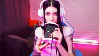 ASMR AMAZING 18 YEAR OLD LICK YOU. HONEY HAZE