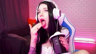 ASMR AMAZING 18 YEAR OLD LICK YOU. HONEY HAZE