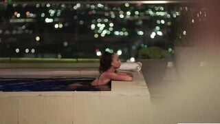 VIXEN College college sluts liking her freedom away from parents