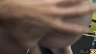 HUNT4K sexy with bubble booty sells cunt into front of the mirror