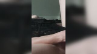 Young amature Cutie jizzes and squirts while having fun with dildo