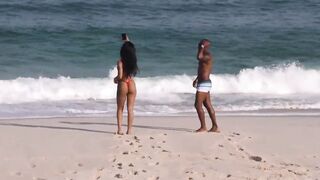 Shayene Samara fodeu com negão do pau grande na praia da Barra