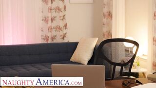 Sexsual America - Sophia West calls the geeks bro to fix her computer and plowed her vagina