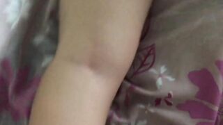 Entre a su cuarto para verle las nalgas no imagine que me dejara metérsela toda te dejo su wsp http://hinafinea.com/zc5