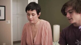 Young Goddess boy seduced her stepmom to plowed her rough