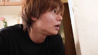 娘が不在中、娘の彼氏に無理やり中出しされ発情した彼女の母親 赤井美希