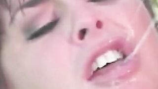 2 bitches getting screwed