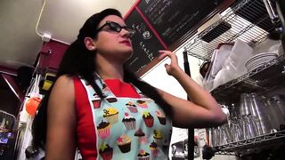 Lesbo teenie Penny Barber and Alani Pi have long melons