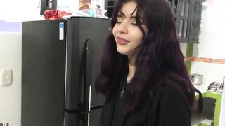 My stepsister loves blowing my dick with cream and having her vagina banged!