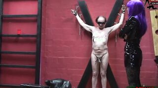 GERMAN FETISH - Lover dom punish slaves inside rubber