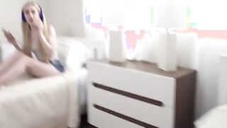 Step Sibling Valentines Day Club - S12:E12