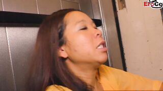 German Asia Mom persuaded for cheating into lift