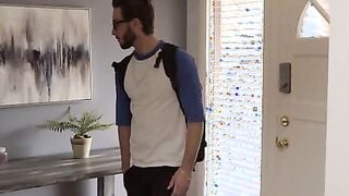 Step Family Threesome - S5:E3