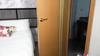 Perfect-milf Carlota and her HUMONGOUS BOOBIES catch random dudes over the phone