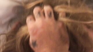 Blond eighteen enjoy CUMMED into her tight vagina !