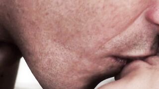 Sex im Urlaub mit der geilsten Sau von der Insel
