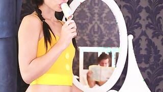 How Many Licks - S33:E11