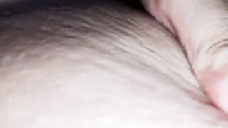 MY STEPMOM IS WAITING FOR ME INSIDE HER BED WITH HER BIG BOOTY