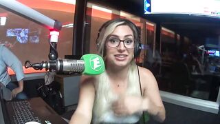 Teaser : PornCast com Emme white , Mia Linz , Caio Arbex