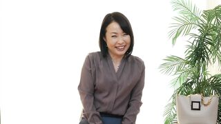 初撮り五十路妻ドキュメント　和泉亮子