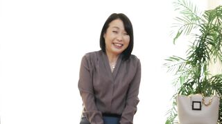 初撮り五十路妻ドキュメント　和泉亮子