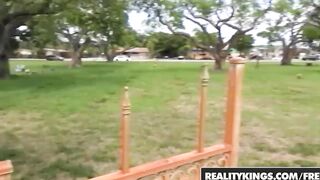 RealityKings - Street BlowJobs - Alex Harper Tyler Steel - Bottomless Sucks