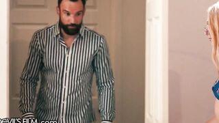 Cum Swapping Goddess Summer three-Way