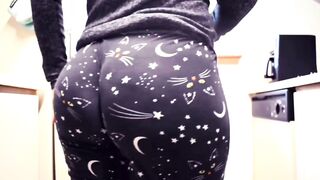 Humongous Booty Milf Cat Leggings Butt Wedgie Compilation