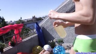 Giovane ragazza russa con il buco del culo amazing aperto!