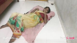 Hottie punjab Desi Village Bhabhi With Hubby Old Lovers Romance On Floor Hard Giving