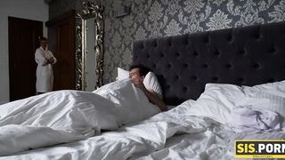 SIS.PORN. chick with playful eyes hides from stepmom for quick sex with stepbro inside bed